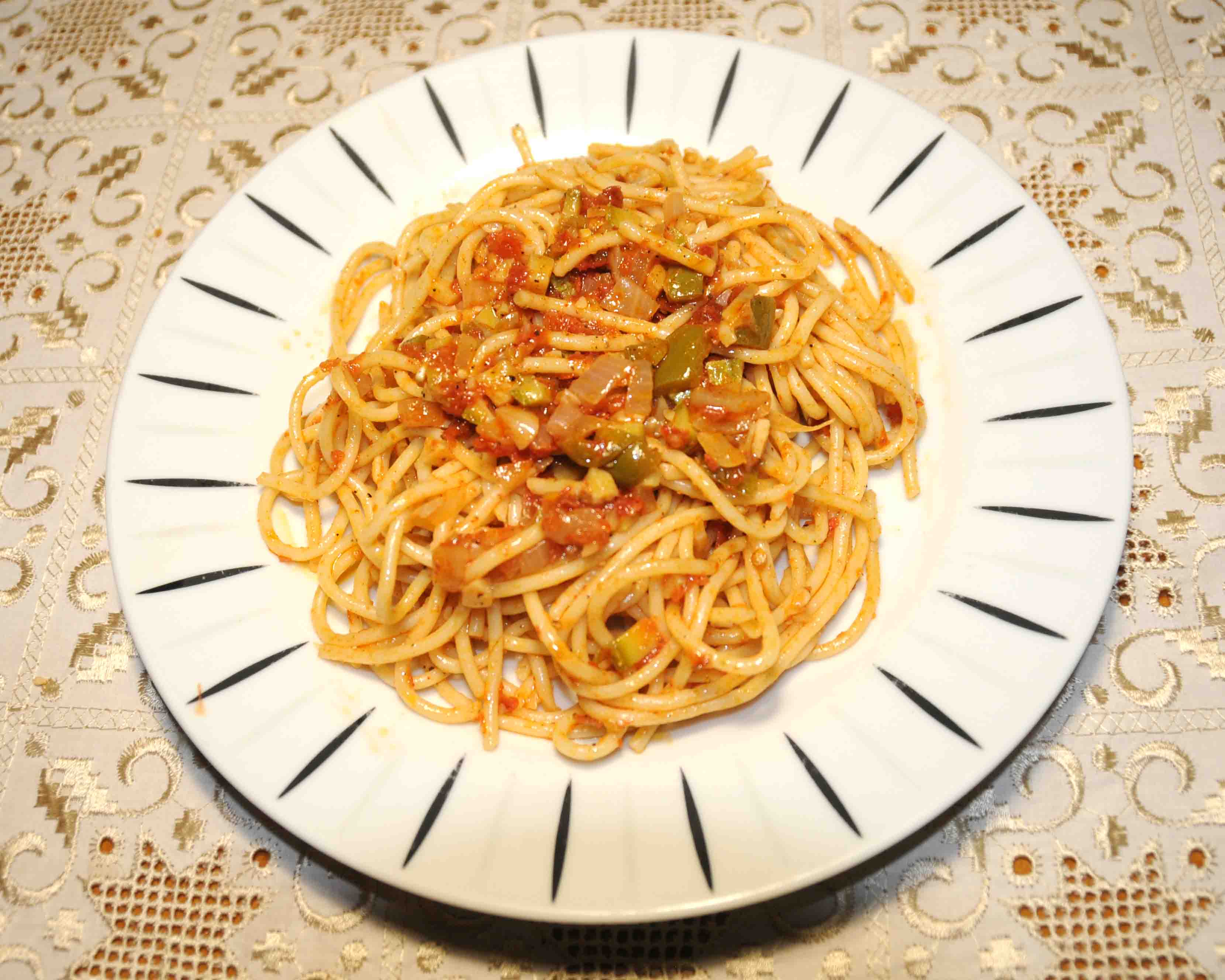 Μακαρονάδα καλοκαιρινή - Spaghetti in the Summer