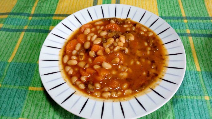 Φασολάδα - Bean Soup