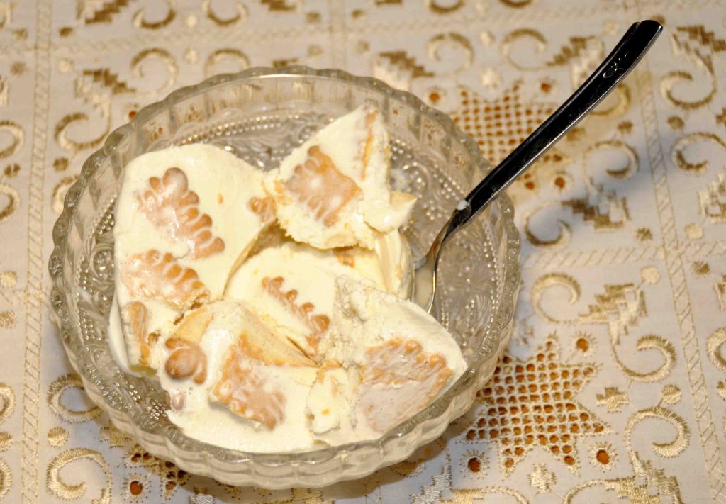 Παγωτό με μπισκότα Πτι Μπερ - Ice Cream with Biscuits