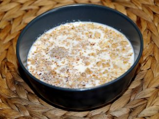 Γάλα με μούσλι και λιναρόσπορο - Milk with Muesli and Linseed