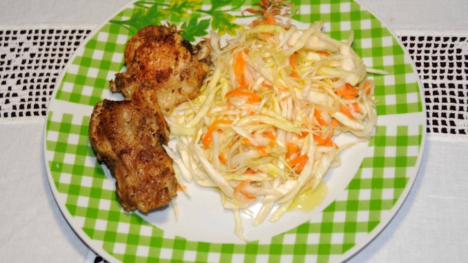 Κοτόπουλο με σαλάτα - Chicken with Salad