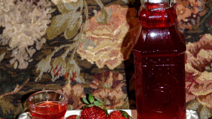 Λικέρ φράουλα - Strawberry liqueur