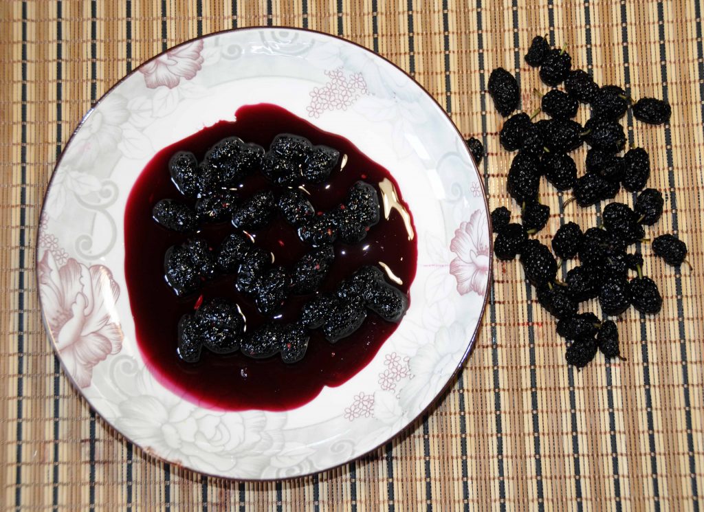 Γλυκό κουταλιού μαύρο Μούρο - Sweet of black berry Preserve