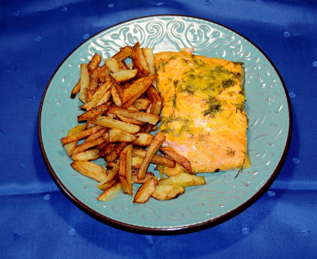 Σολωμός με μουστάρδα και πατάτες τηγανητές - Salmon with mustard and french fries