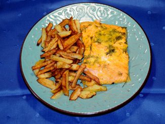 Σολωμός με μουστάρδα και πατάτες τηγανητές - Salmon with mustard and french fries